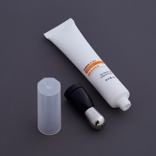 Massage Con lăn b&ocirc;i h&agrave;ng đầu Ống đ&oacute;ng g&oacute;i kem mắt rỗng